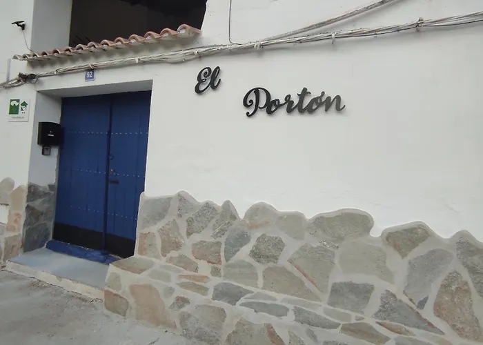 Casa Cueva El Porton