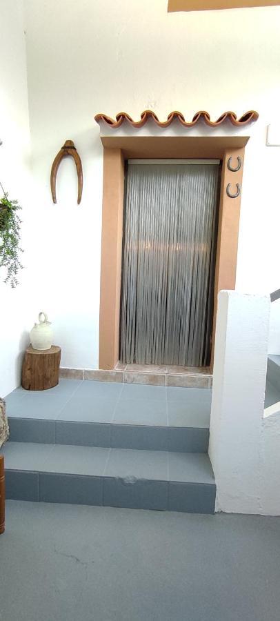 Casa Cueva El Porton *