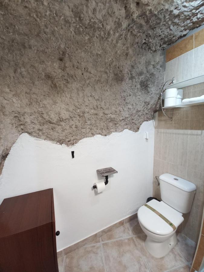 Casa Cueva El Porton * Alcala del Jucar